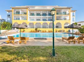Apartamentos Turisticos Alagoa Praia，位于阿尔图拉的带泳池的酒店