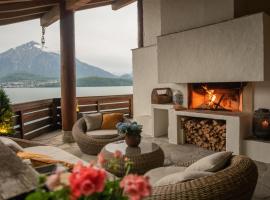 Lakeside Chalet with Panorama View，位于图恩的酒店