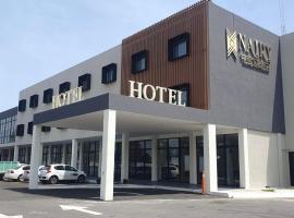 Nairy Hotel Ejecutivo，位于特皮克的酒店