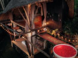 Camaya Bali - Magical Bamboo Houses，位于Selat的酒店