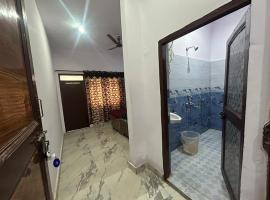 hotel holy spirit, sitapur，位于Sonprayag的酒店