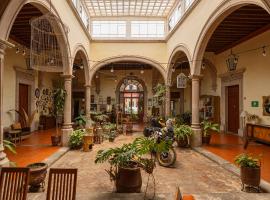 Hotel Posada San Agustin，位于杜兰戈瓜达卢佩·维多利亚将军国际机场 - DGO附近的酒店