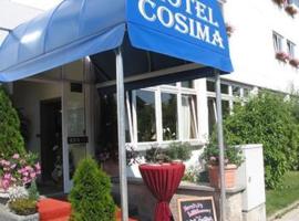 科西玛酒店，位于法特尔斯特滕的带停车场的酒店