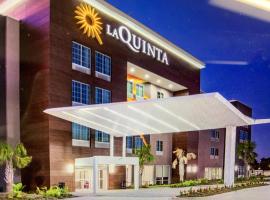 La Quinta Inn & Suites Port Allen La，位于艾伦港的酒店