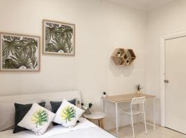 Serene Double Studio - Mins to Station & UNSW，位于悉尼的酒店
