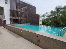 2 BHK Fully Furnished Apartment with Pool，位于西奥利姆的酒店