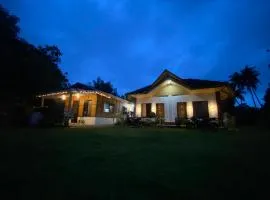 Arlo's Villa