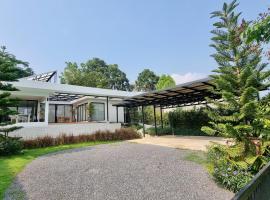 Legend of the Moon Pool Villa Khaoyai，位于Ban Tha Wua Tai的酒店