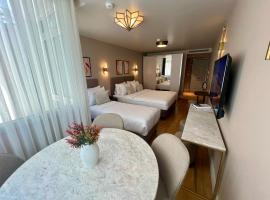 Weingart Suites Hotel