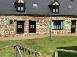 Delightful 1-Bed Cottage in Ceauce，位于Céaucé的酒店