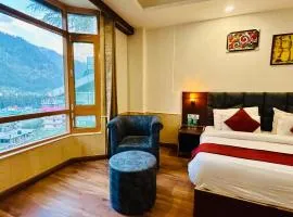 Hotel Ocean & Hotel Meadows Mountain View ! A Family Hotel ! Near To Mall Road