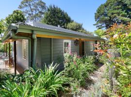 Blue Mountains Bliss Cottages Katoomba - Rosebud，位于肯图巴的度假屋