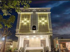 Hotel Aurelia Grand Lucknow Couple Friendly，位于勒克瑙的酒店