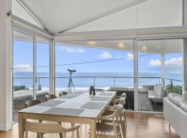 'A Beachside Getaway - 8' by HolidayCo，位于克里卡尔的酒店