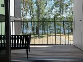 Marina Apartment am See mit Pool und Sauna