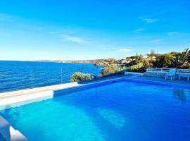 Villa Daniela - Villa con piscina privata e discesa a mare tra Catania e Siracusa，位于奥古斯塔的酒店