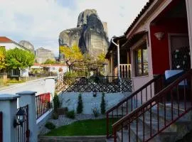Meteora Mosaico House