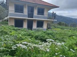 Villa Correia - Ribeiro Frio