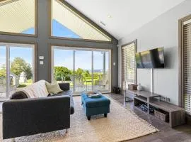 Sea La Vie 4 Bed Cottage with Ocean Views