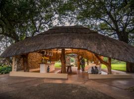 Karongwe River Lodge，位于Karongwe Game Reserve的酒店