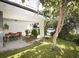 Anzio 9 Guest House
