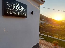 R&R GESTHOUSE，位于Shirokë的酒店