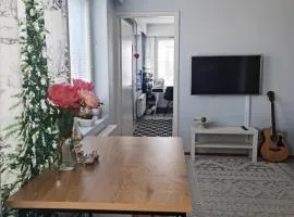 Lakeland Apartments