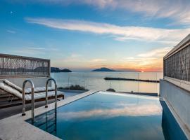 Almyra Boutique Suites with Private Pool -Finiki，位于弗伊尼基昂的酒店