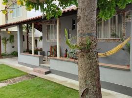 Casa Rústica no centro de Araruama，位于阿拉鲁阿马的度假屋