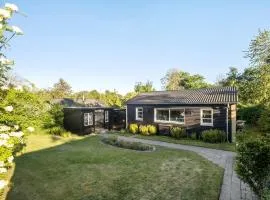 Lovely Home In Gilleleje With Wifi