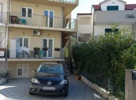 Apartments with parking space Podgora, Makarska - 22286