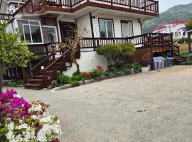 Ganghwa Sweet House Pension，位于仁川市的海滩短租房