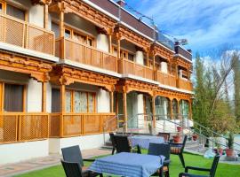 Apricus hotel，位于列城的酒店