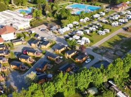 Tinyhaushotel - Campingpark Nabburg，位于纳堡的酒店