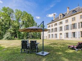 Marraycourt, Chateau-Chambre d'Hotes，位于Marcigny的酒店