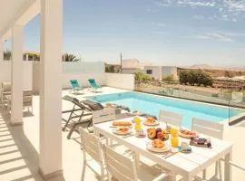 CAPRICA by Buenavilla