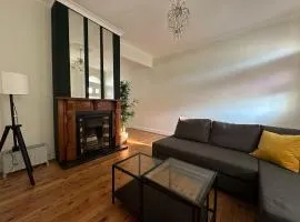 Comfortable 2 Bedroom House Glebe