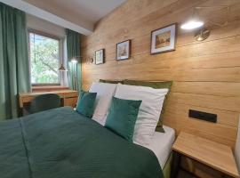 DK Apartamenty Hotelove，位于吉日茨科的酒店