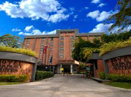 Hotel GH Guaparo Suites Valencia，位于巴伦西亚的酒店