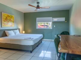 Talk of the Town Inn & Suites - St Eustatius，位于奥拉涅斯塔德的酒店