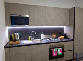Appartamento Casa Del Fabbro，位于Sovizzo的酒店