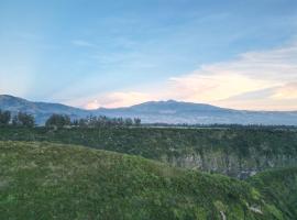 Hacienda Jimenita Wildlife Reserve，位于Puembo的酒店