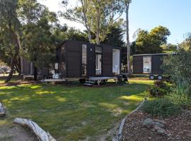 Tiny House 17 at Grampians Edge，位于Dadswells Bridge的小屋