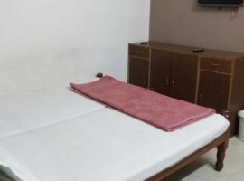 POP Hotel Kasturi Inn，位于Shahdol的酒店