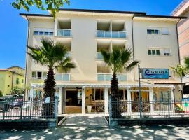 Hotel Altamarea Cesenatico，位于切塞纳蒂科的酒店