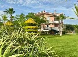 Nonta's Garden - nature & waves