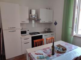 Orbetello Appartamento accogliente con parcheggio gratuito，位于奥尔贝泰洛的酒店