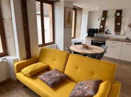 Les Remparts，位于朗格勒的酒店