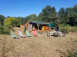 La Tiny-house et la roulotte des sables，位于勒波日的酒店