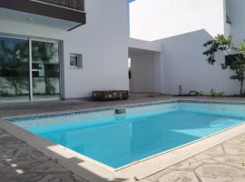 3 bedroom Villa in Larnaca, Pyla，位于皮拉的酒店
